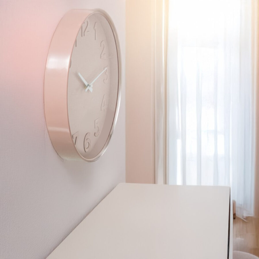 Reloj pared acrílico rosa 30 cm - Imagen 2